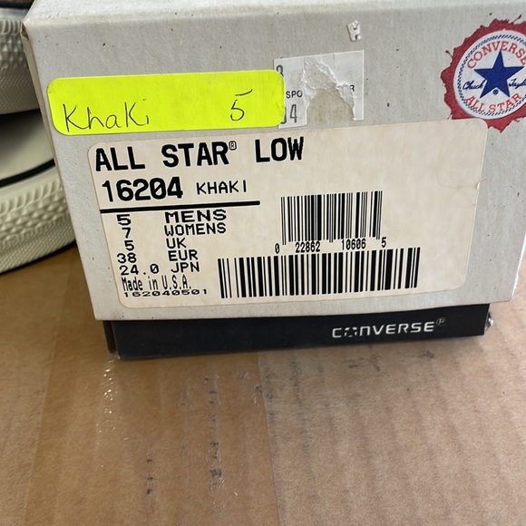 Women’s Khaki Low Top Converse - Vintage - size 7 - Picture 5 of 6